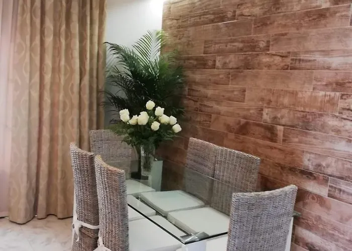 Cristina Вилла *